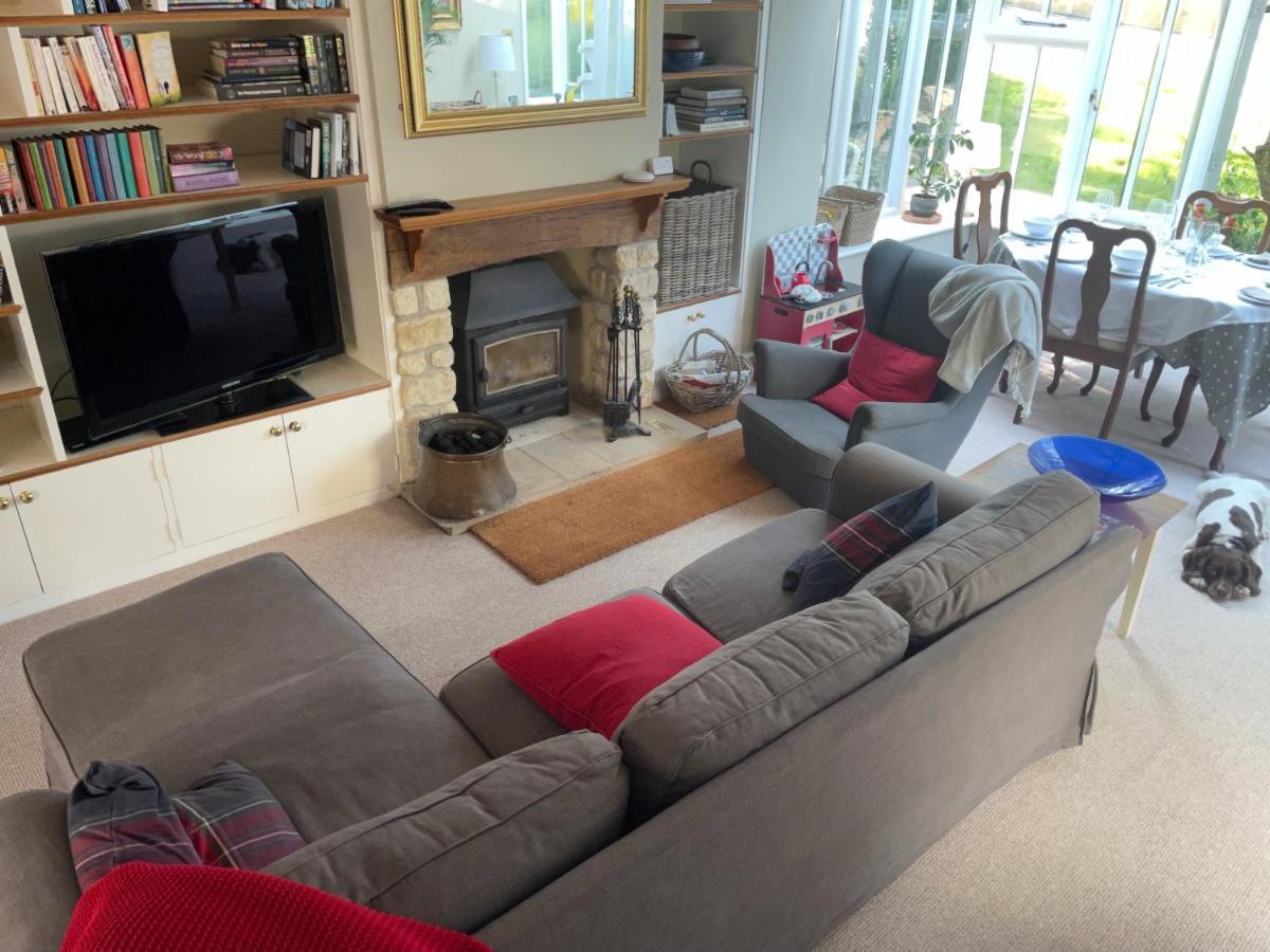 Gorgeous Country Cottage On Outskirts Of Bath With Wood Fired Hot Tub Midford Exterior photo
